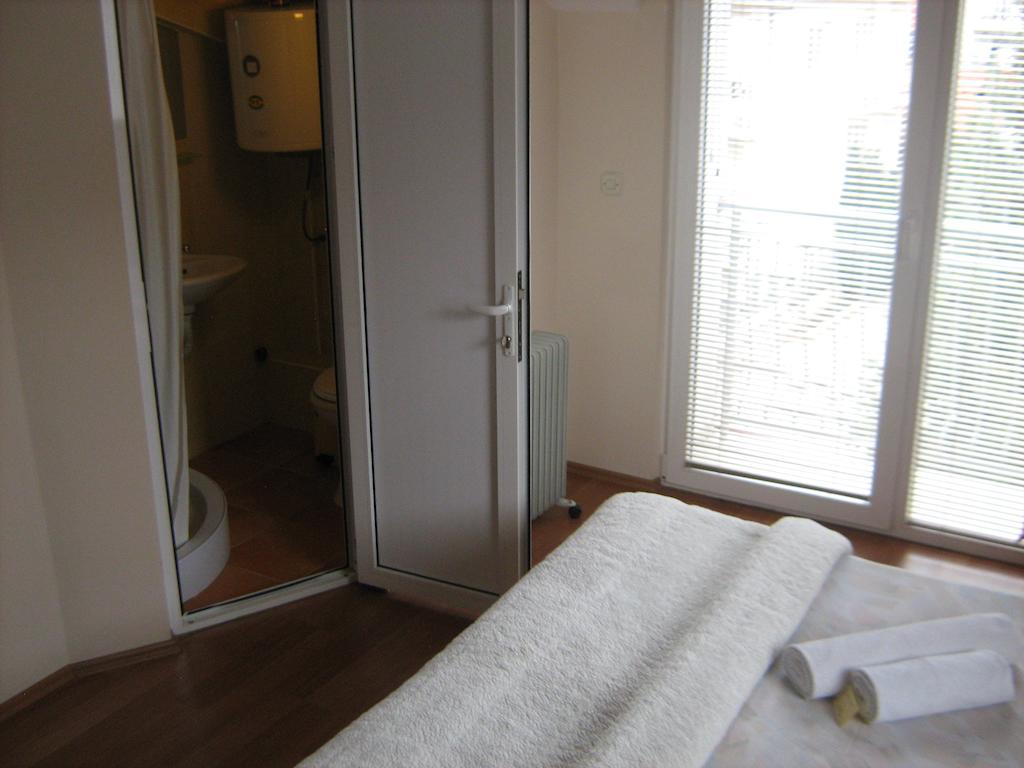 Mitko'S Guest House Ohrid Quarto foto