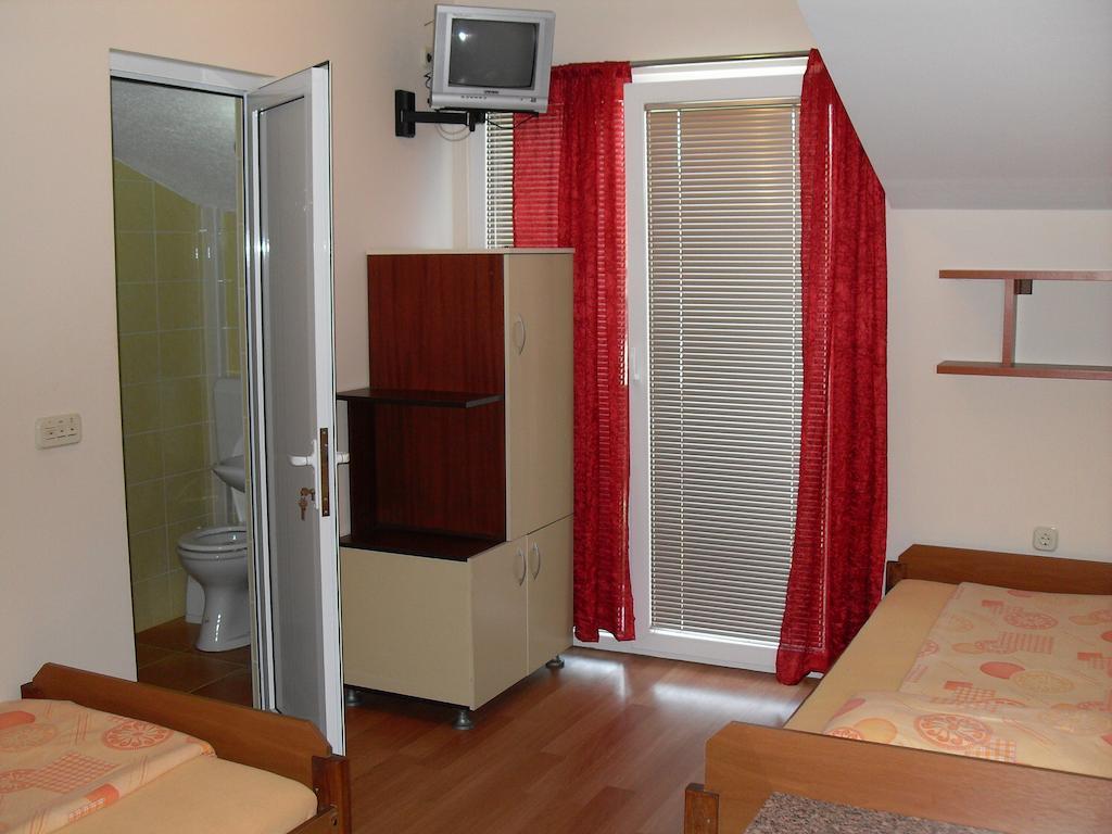 Mitko'S Guest House Ohrid Quarto foto